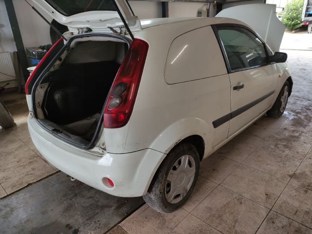 bontott FORD FIESTA V Bal hátsó Rugó