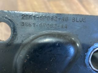 bontott FORD FIESTA V Billenésgátló Bak