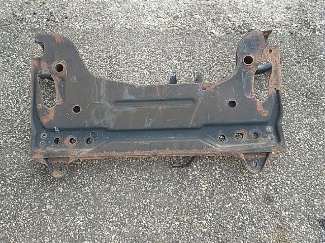 bontott FORD FIESTA V Első Bölcső