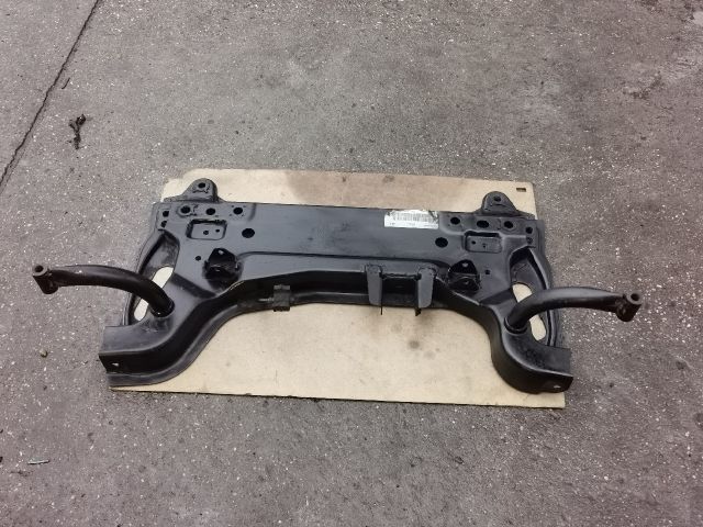 bontott FORD FIESTA V Első Bölcső