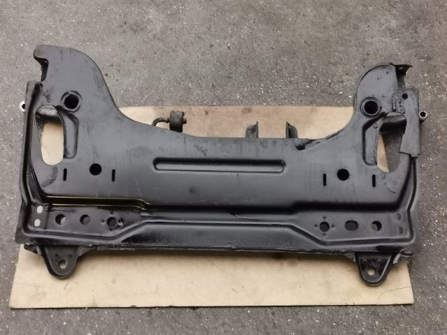 bontott FORD FIESTA V Első Bölcső