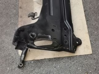 bontott FORD FIESTA V Első Bölcső