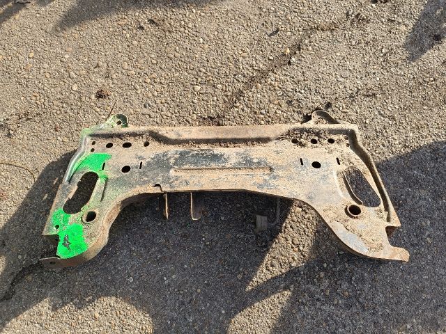 bontott FORD FIESTA V Első Bölcső