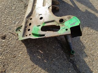 bontott FORD FIESTA V Első Bölcső