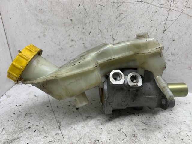 bontott FORD FIESTA V Főfékhenger