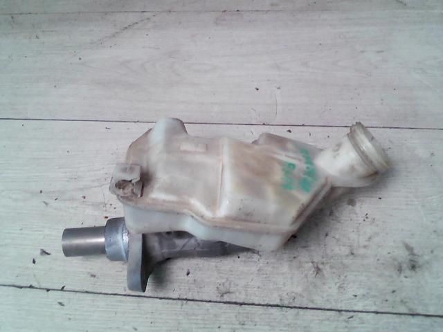 bontott FORD FIESTA V Főfékhenger