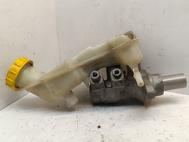 bontott FORD FIESTA V Főfékhenger