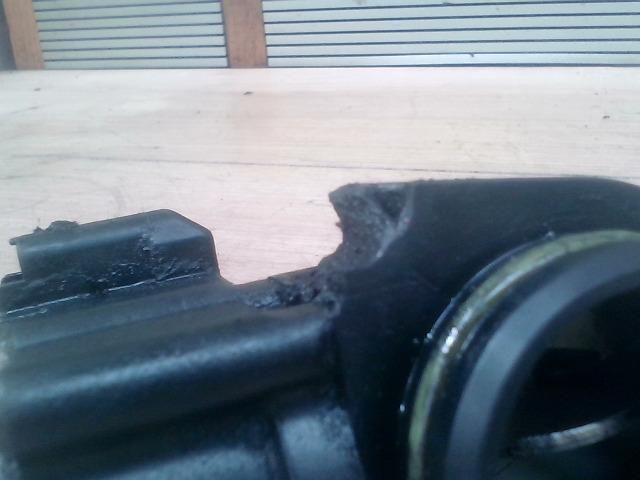 bontott FORD FIESTA V Fojtószelep (Elektromos)