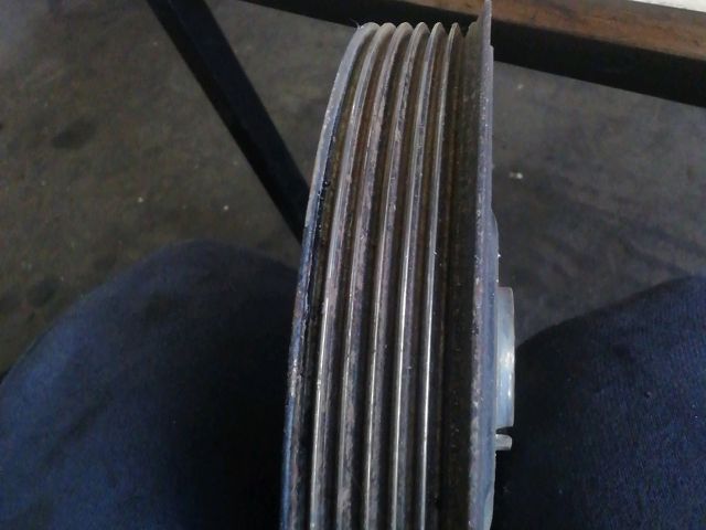 bontott FORD FIESTA V Főtengely Szíjtárcsa