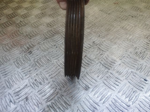 bontott FORD FIESTA V Főtengely Szíjtárcsa