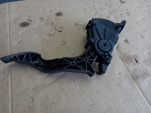 bontott FORD FIESTA V Gázpedál (Elektromos)