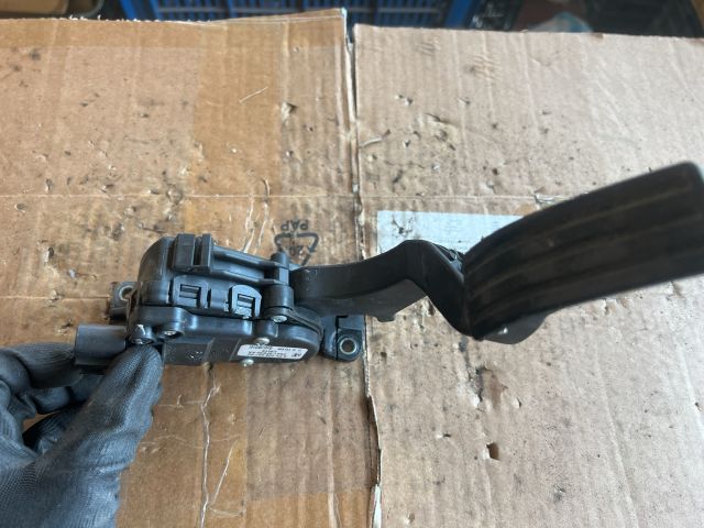 bontott FORD FIESTA V Gázpedál (Elektromos)