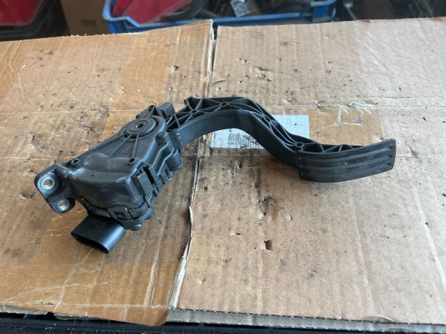 bontott FORD FIESTA V Gázpedál (Elektromos)