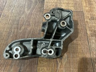 bontott FORD FIESTA V Generátor Tartó Bak