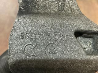 bontott FORD FIESTA V Generátor Tartó Bak