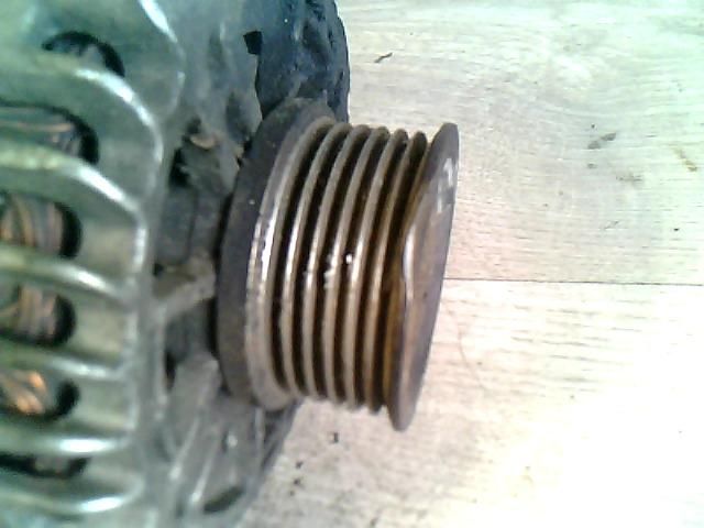 bontott FORD FIESTA V Generátor