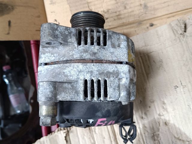 bontott FORD FIESTA V Generátor