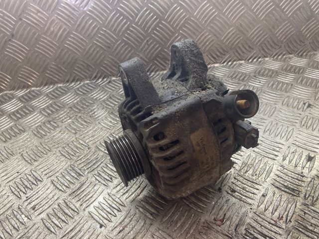 bontott FORD FIESTA V Generátor