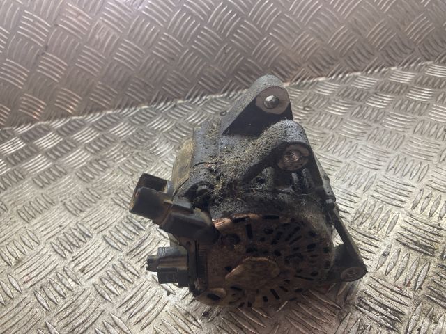 bontott FORD FIESTA V Generátor