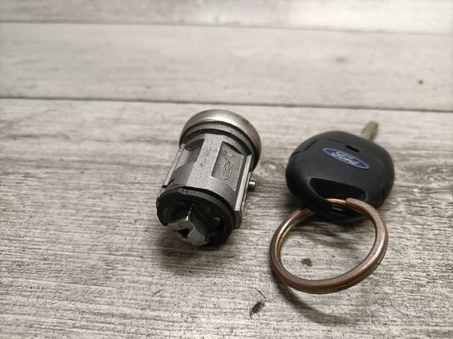 bontott FORD FIESTA V Gyújtáskapcsoló