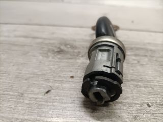 bontott FORD FIESTA V Gyújtáskapcsoló