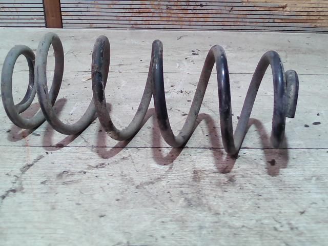 bontott FORD FIESTA V Hátsó Rugó