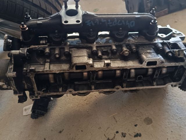 bontott FORD FIESTA V Hengerfej