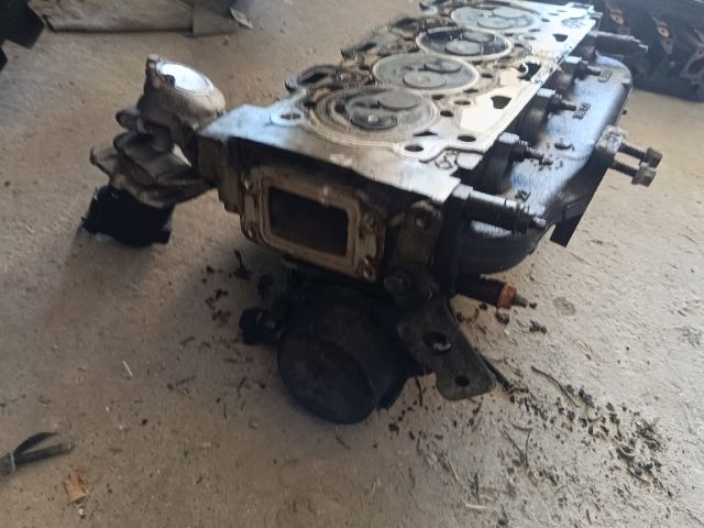 bontott FORD FIESTA V Hengerfej