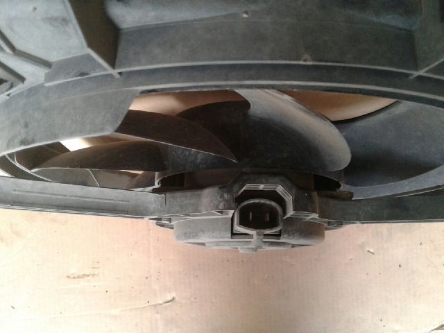 bontott FORD FIESTA V Hűtőventilátor