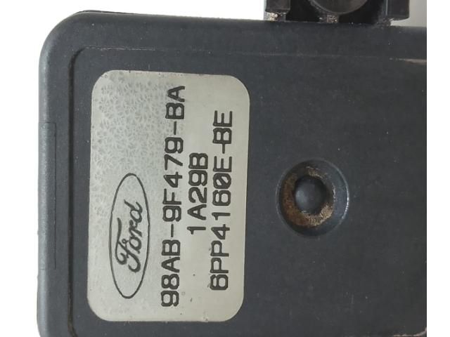 bontott FORD FIESTA V Jeladó (Magában)