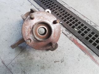 bontott FORD FIESTA V Jobb első Csonkállvány Kerékaggyal