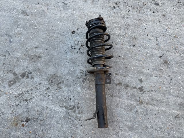 bontott FORD FIESTA V Jobb első Gólyaláb (Lengécsillapító, Rugó)