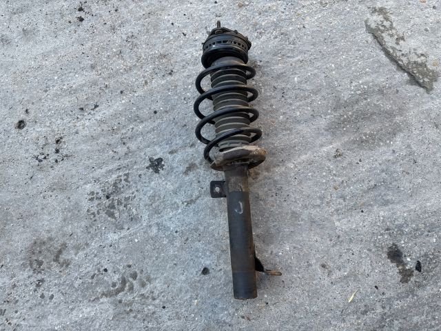 bontott FORD FIESTA V Jobb első Gólyaláb (Lengécsillapító, Rugó)