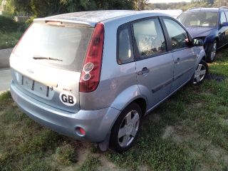 bontott FORD FIESTA V Jobb első Kerékagy