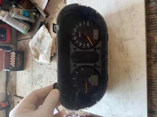 bontott FORD FIESTA V Kilométeróra