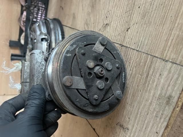 bontott FORD FIESTA V Klímakompresszor