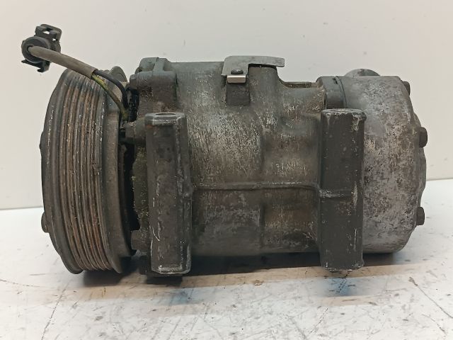 bontott FORD FIESTA V Klímakompresszor