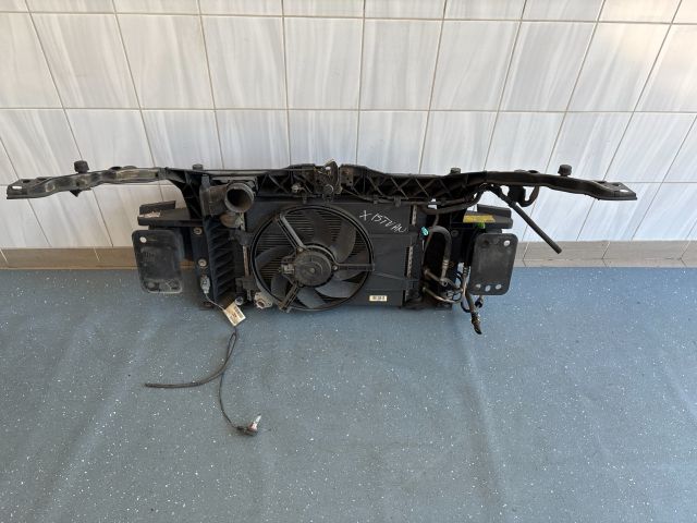 bontott FORD FIESTA V Komplett Homlokfal (Részeivel)