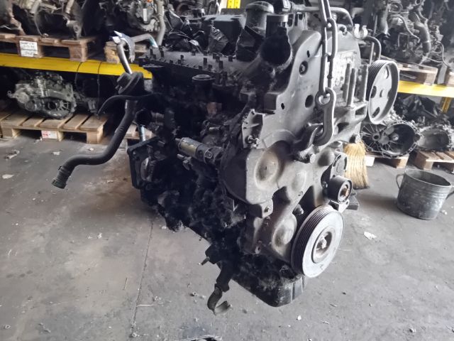 bontott FORD FIESTA V Komplett Motor (Segédberendezésekkel)