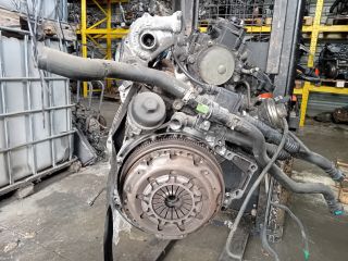 bontott FORD FIESTA V Komplett Motor (Segédberendezésekkel)