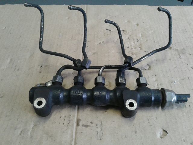 bontott FORD FIESTA V Közösnyomócső