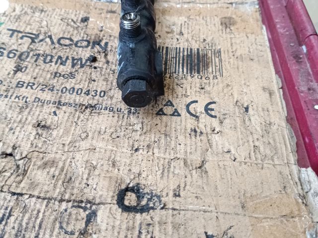 bontott FORD FIESTA V Közösnyomócső