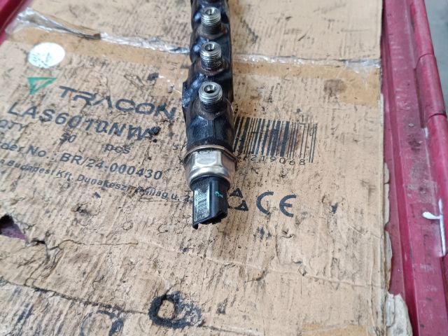 bontott FORD FIESTA V Közösnyomócső