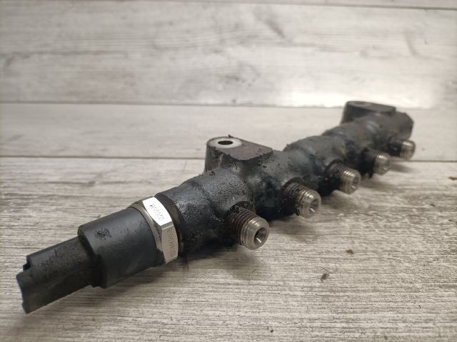 bontott FORD FIESTA V Közösnyomócső