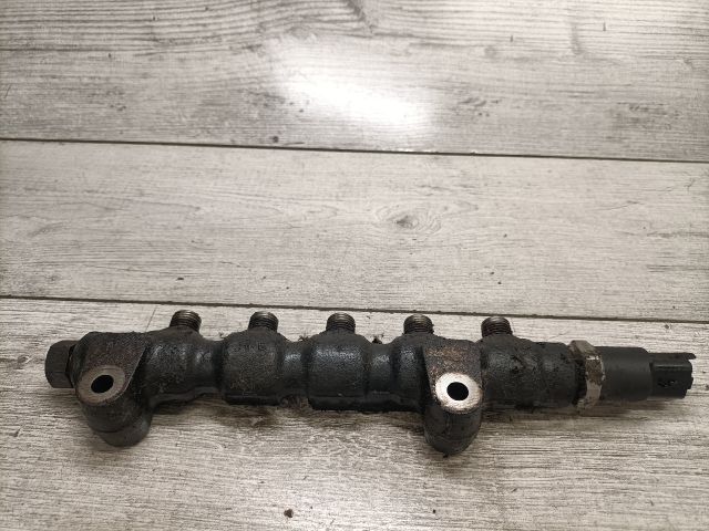 bontott FORD FIESTA V Közösnyomócső