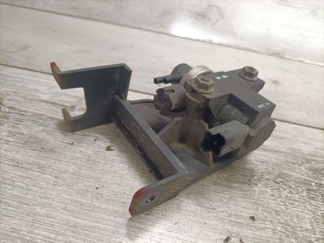 bontott FORD FIESTA V Lefújószelep