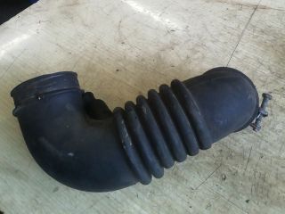 bontott FORD FIESTA V Légbeömlő Cső