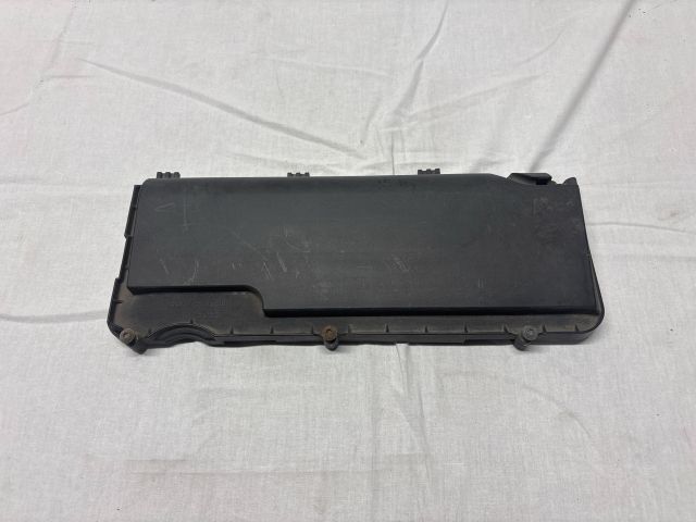 bontott FORD FIESTA V Légszűrő Ház Fedél