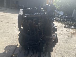 bontott FORD FIESTA V Motor (Fűzött blokk hengerfejjel)