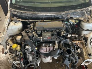 bontott FORD FIESTA V Motor (Fűzött blokk hengerfejjel)